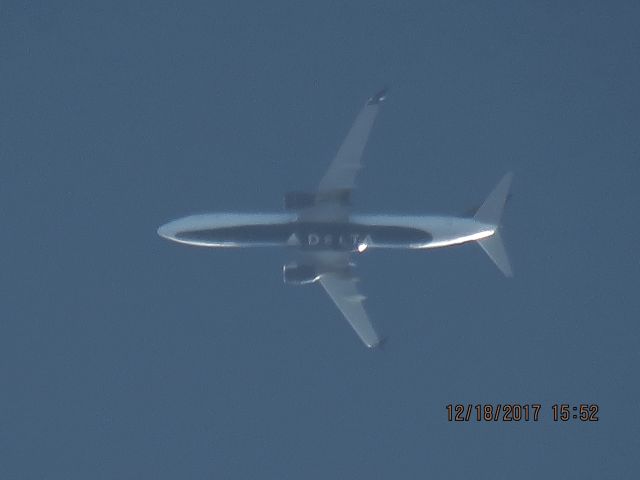 Boeing 737-900 (N873DN)