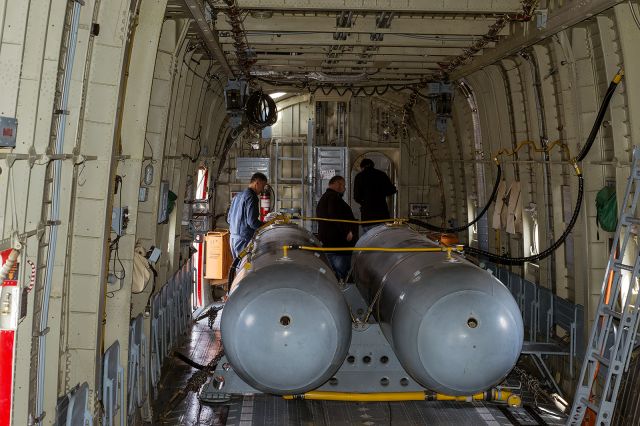 MIL Mi-26 (UPMI601) - additional fuel tanks