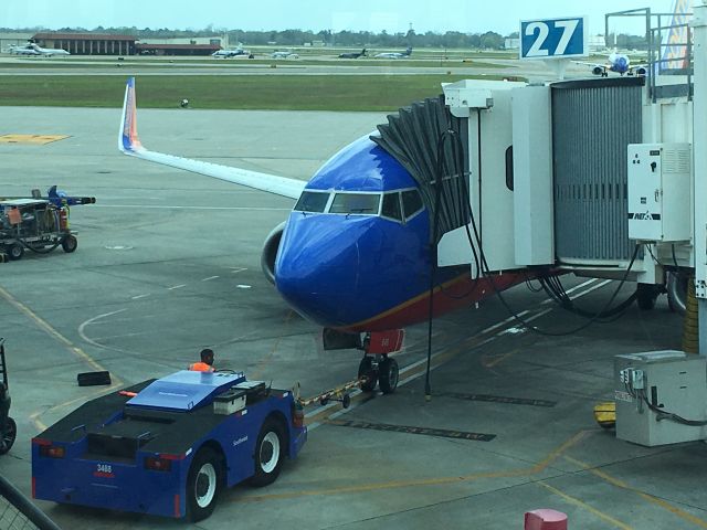 BOEING 737-300 (N645SW) - Heading out to  Nashville