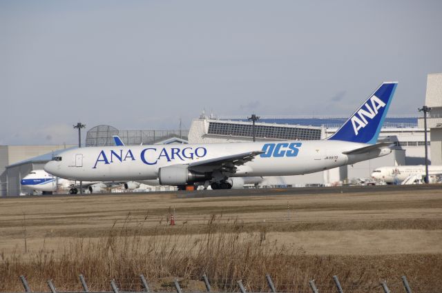 BOEING 767-300 (BON8970) - Departure at Narita Intl Airport R/W34L on 2011/1/2 OCS Title