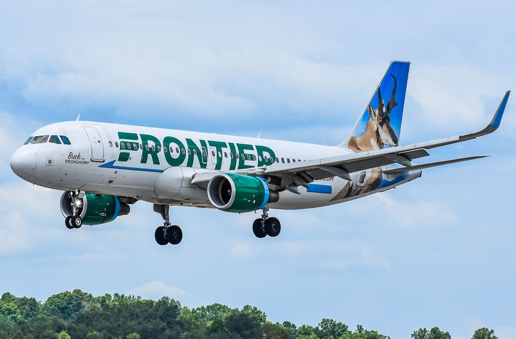Airbus A320 (N233FR)