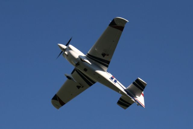 Dassault Falcon 20 (N513AG) - M. Sonka      EDGE540v3       RedBull AirRace 2014