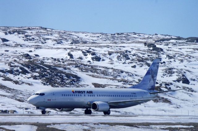 BOEING 737-400 (C-FFNC) - Beautiful Sunny Day in Iqaluit, Nunavut