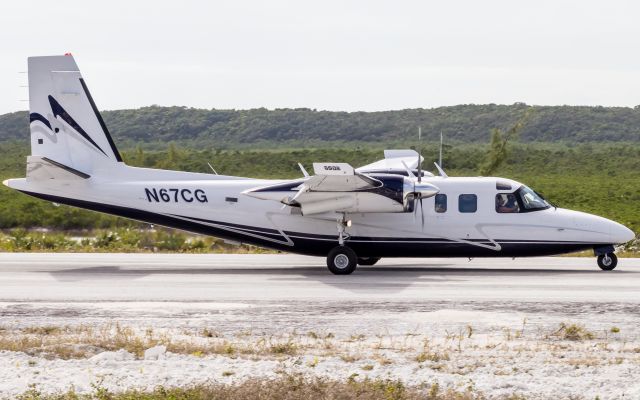 Rockwell Turbo Commander 690 (N67CG)