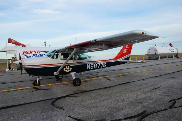 Cessna Skylane (N98776)