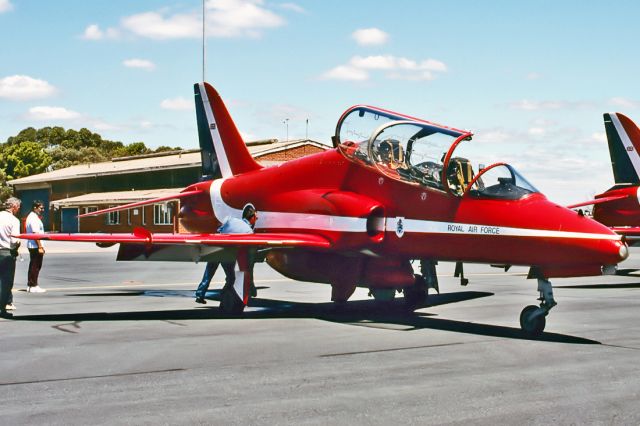 XX307 — - UK - AIR FORCE - BRITISH AEROSPACE HAWK T1 - REG : XX307 (CN 142/312132) - EDINBURGH RAAF BASE - ADELAIDE SA. AUSTRALIA - YPED 27/1/1996