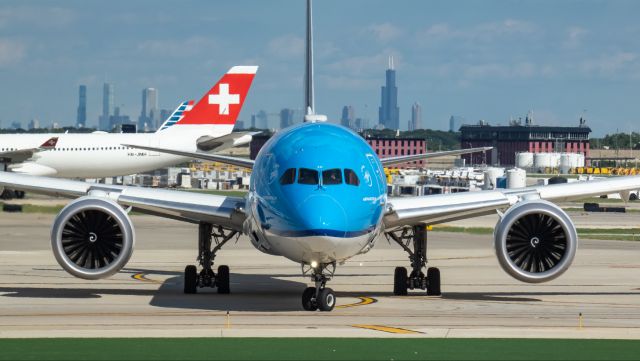 BOEING 787-10 Dreamliner (PH-BKD) - Beautiful KLM 787-10 taxiing out of Chicago for Amsterdam!