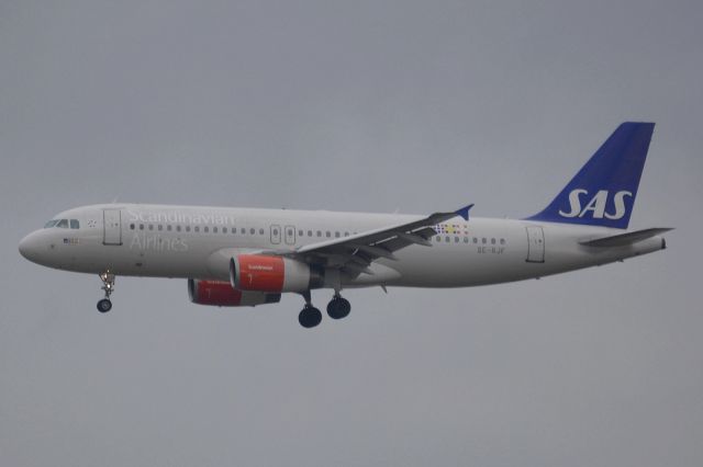 Airbus A320 (SE-RJF)