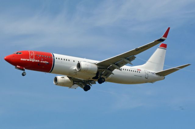 Boeing 737-800 (SE-RRH) - Stored