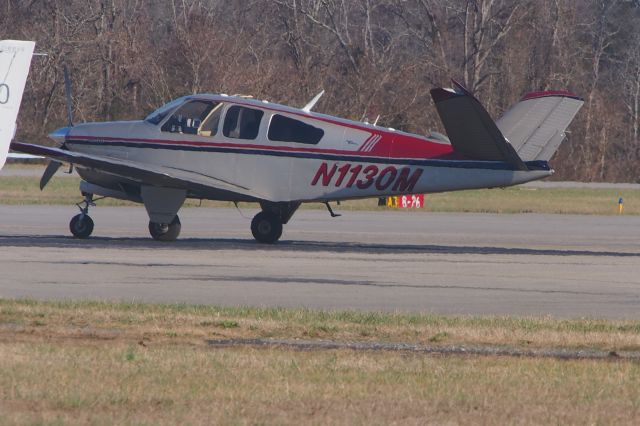 Beechcraft 35 Bonanza (N1130M)