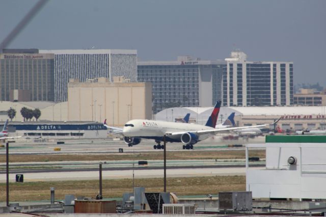 Airbus A350-900 (N502DN)