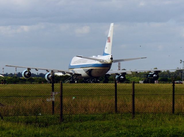 Boeing 747-200 (92-9000)