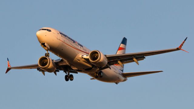 Boeing 737 MAX 8 (OK-SWA)