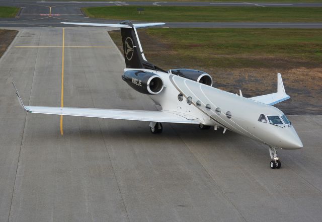 Gulfstream Aerospace Gulfstream IV (N102JE) - Visiting CYHU on 09-11-2021