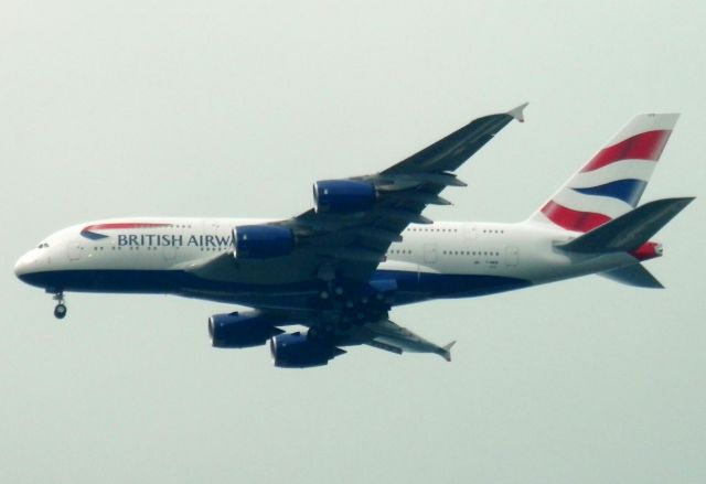 Airbus A380-800 (G-XLEA)