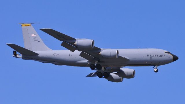 58-0117 — -  KC-135T Stratotanker