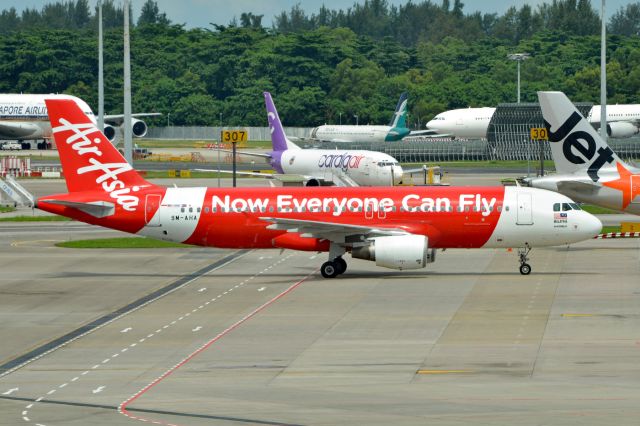Airbus A320 (9M-AHA)
