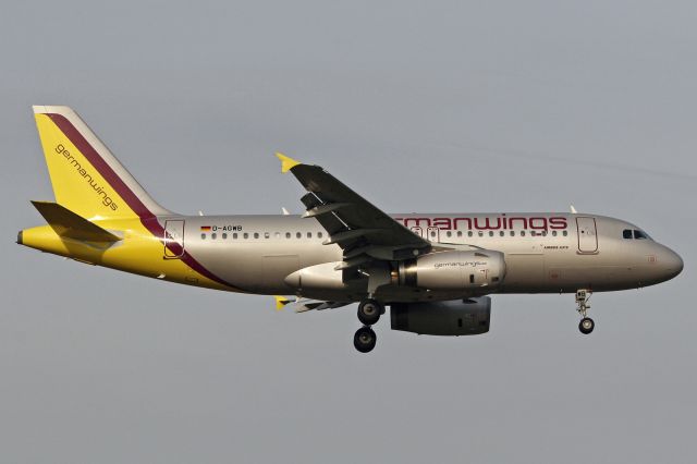 Airbus A319 (D-AGWB)