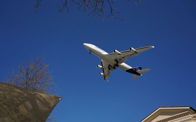 Boeing 747-400 (D-ABVZ)