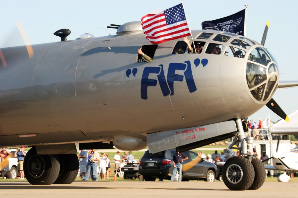 Boeing B-29 Superfortress (N529B) - The Taxi in to Show Center