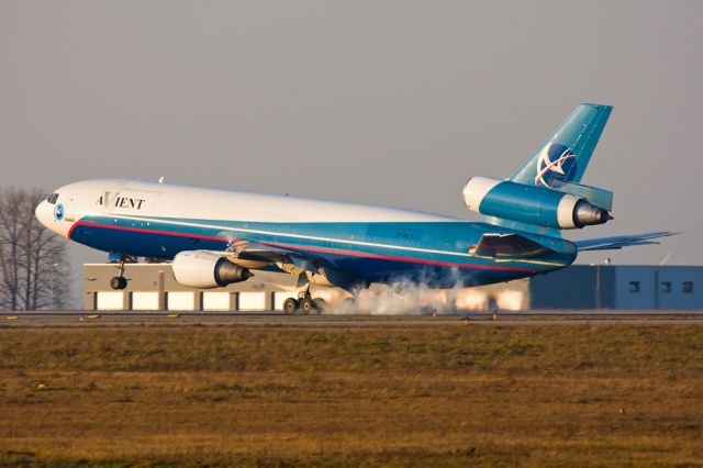 McDonnell Douglas DC-10 (Z-ALT)