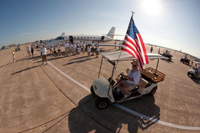 CSOA — - Cessna Special Olympics Airlift 2010 - http://flightaware.com/airlift/ - Airlift and Athletes arriving in Lincoln, Nebrasks on July 17, 2010.  Photos Courtesy Cessna Aircraft Company