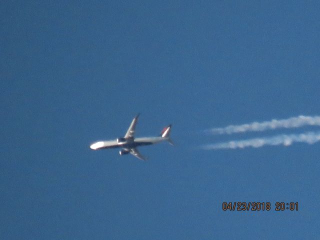 Boeing 737-800 (N3745B)