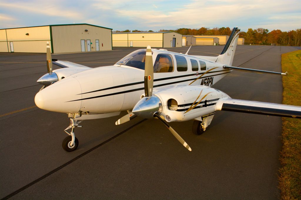 Beechcraft Baron (58) (N58PA)