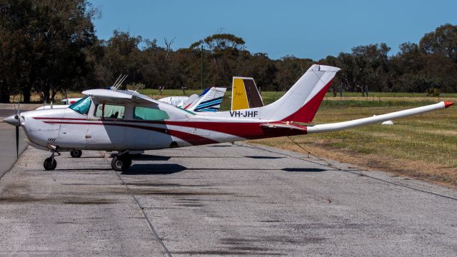 Cessna Centurion (VH-JHF)