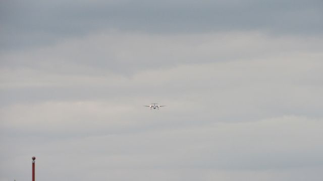 de Havilland Dash 8-100 —
