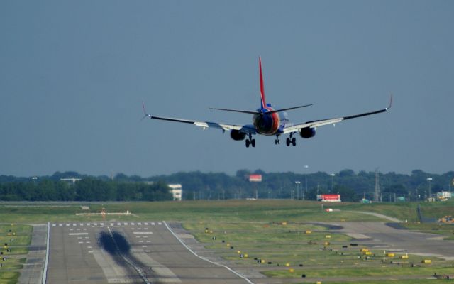 Boeing 737-800 (N8303R) - WN2074 from BWI