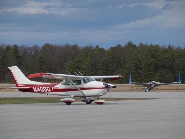 Cessna Skylane (N40007) - Taken at Saratoga County Airport, NY on May 3,2018