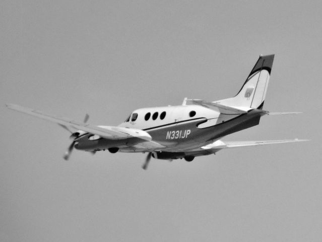 Beechcraft King Air 90 (N331JP) - Reliant Airs King Air 90.