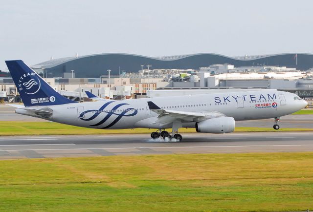 Airbus A330-200 (B-5908)