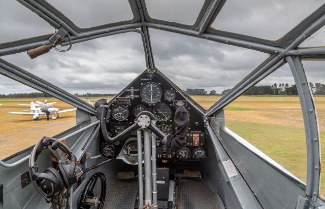 De Havilland Dragon Rapide (ZK-AKY)