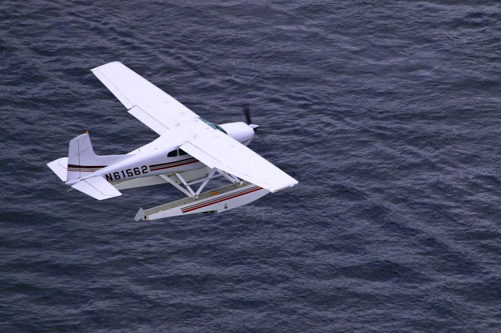 Cessna Skywagon (N61562) - Lake George