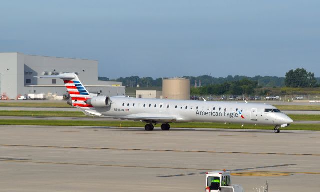 Canadair Regional Jet CRJ-900 (N588NN) - American Eagle Bombardier CRJ-900LR N588NN in Detroit 