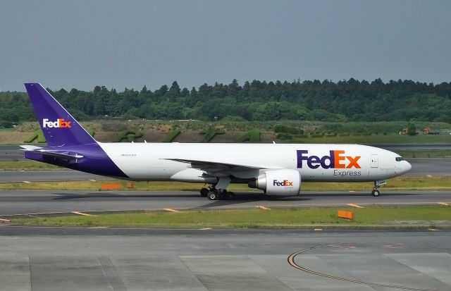 Boeing 777-200 (N843FD) - Taxing at NRT (2017/06/02)