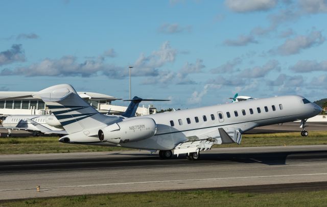 BOMBARDIER BD-700 Global 7500 (N875RM)