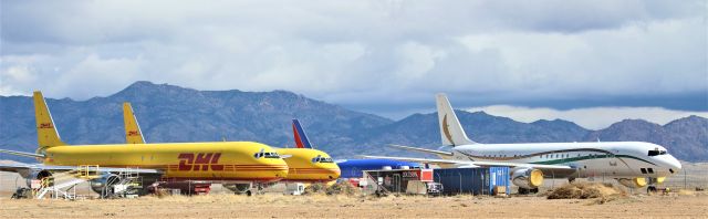 McDonnell Douglas DC-8-70 (N802DH)