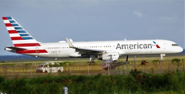 Boeing 757-200 (N194AA)