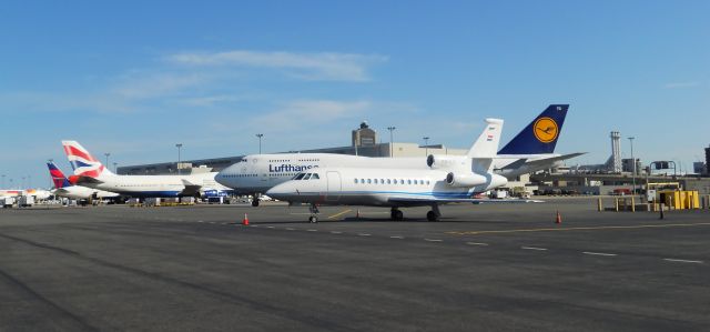Dassault Falcon 900 (PH-ILC)