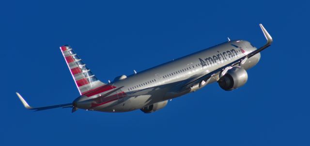 Airbus A321neo (N437AN) - phoenix sky harbor international airport 05FEB25