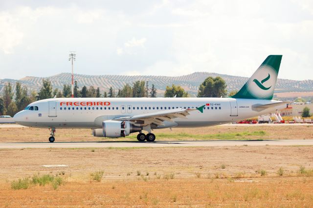 Airbus A320 (TC-FHY)