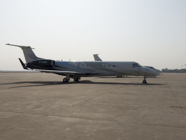 Embraer ERJ-135 (B-3098) - 29 SEP 2017