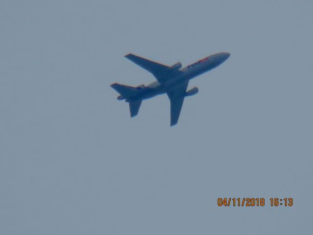 McDonnell Douglas DC-10 (N385FE)