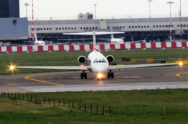 McDonnell Douglas MD-82 (LZ-LDN)