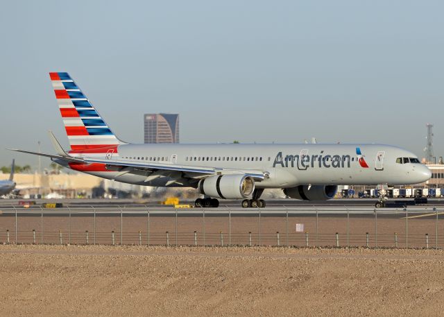 Boeing 757-200 (N202UW)