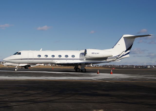 Gulfstream Aerospace Gulfstream IV (N612AF) - 3rd photo ever uploaded of C-FNEU on FlightAware.Com