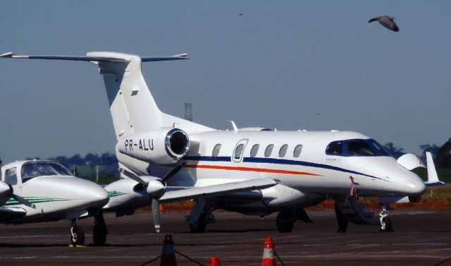 Embraer Phenom 300 (PR-ALU)
